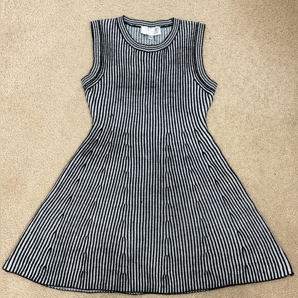 J.O.A. Los Angeles Knitted Fit & Flare Black White Knee Length Dress Sz M EUC - Picture 2 of 15